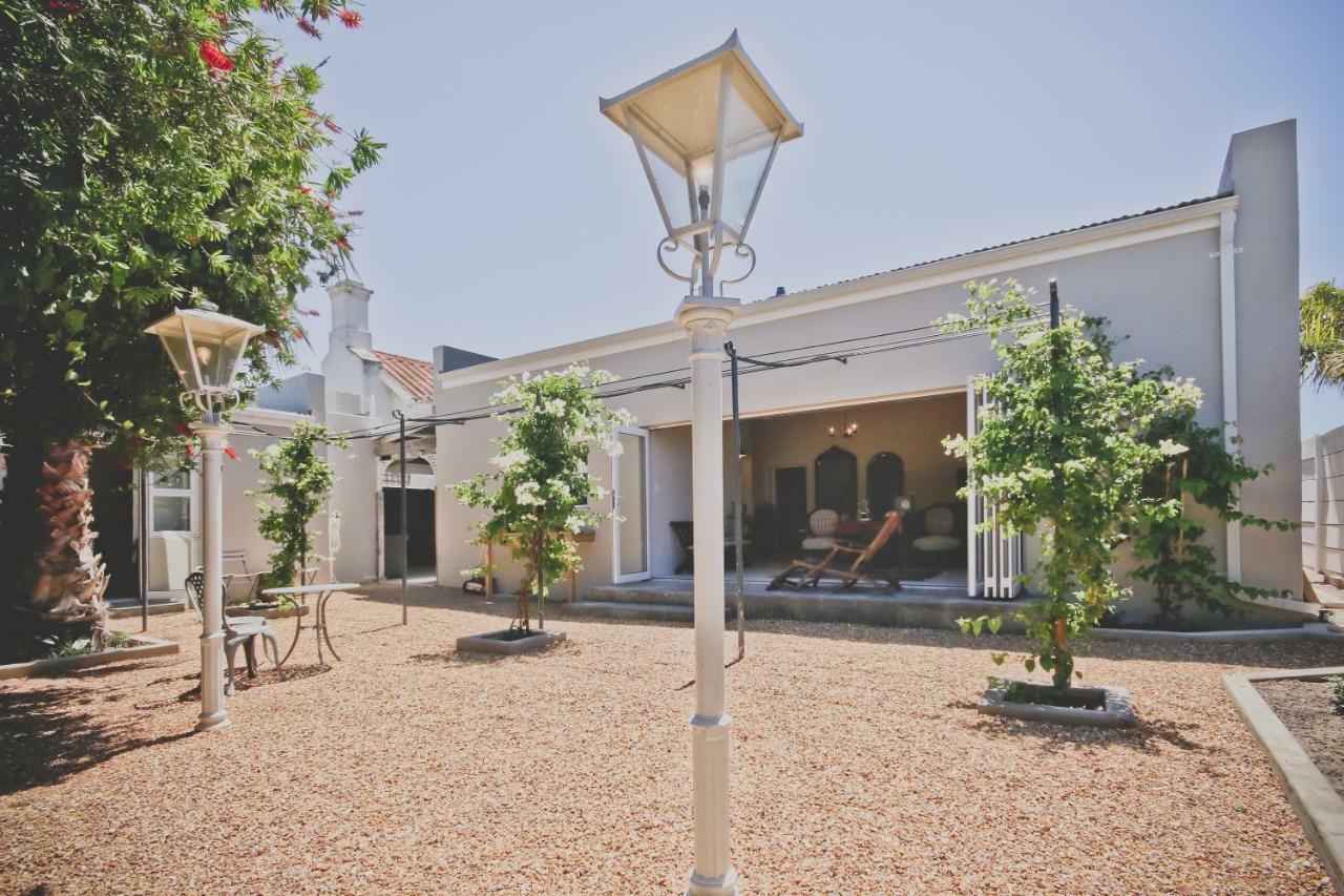 The Victorian Strand Exterior photo