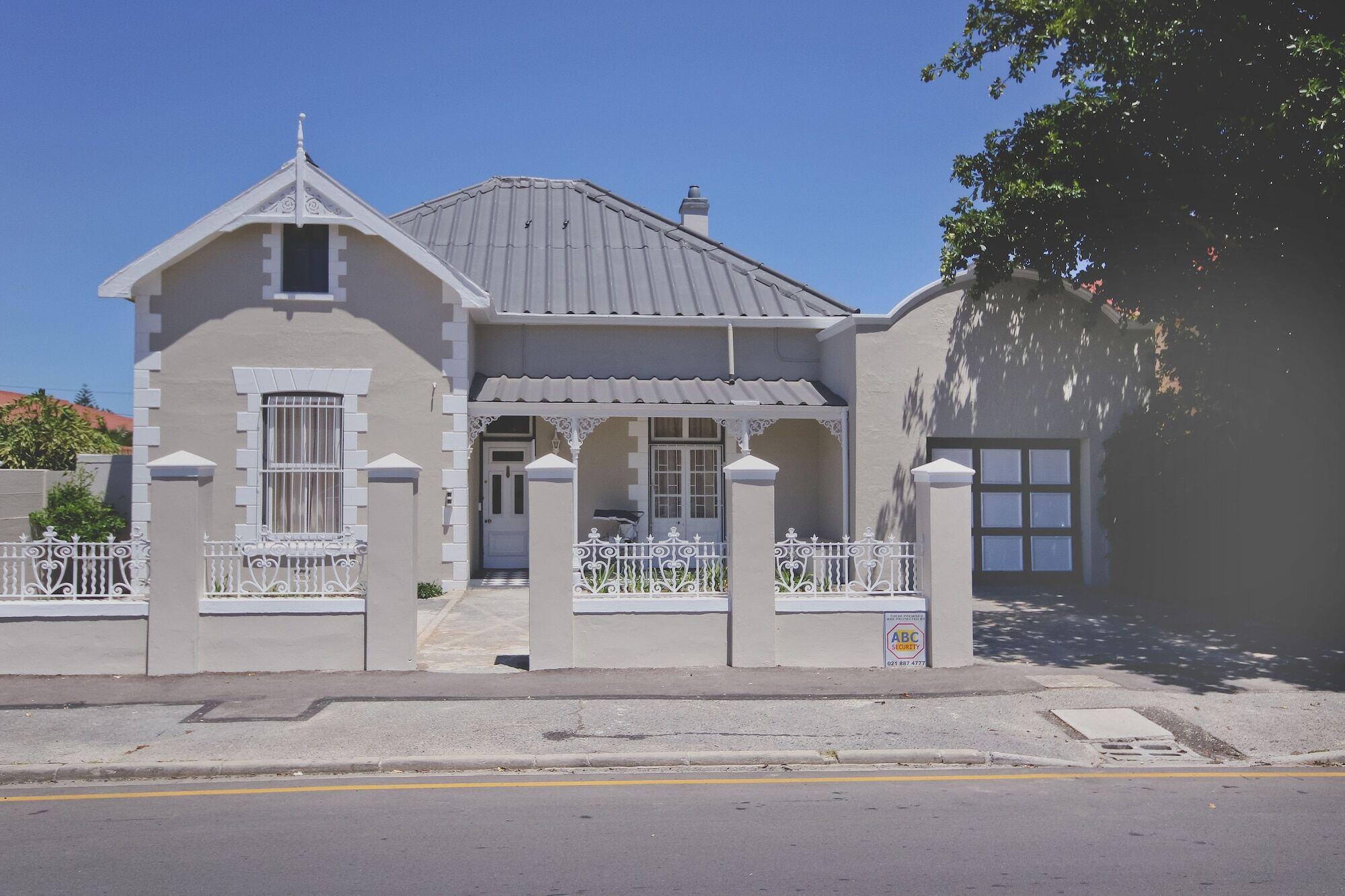 The Victorian Strand Bed & Breakfast Exterior photo